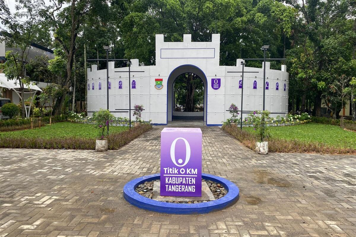Tugu Titik Nol Kabupaten Tangerang. (Source: Kompas)