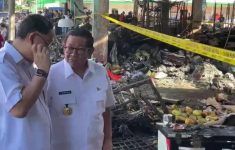 Pemprov DKI Beri Bantuan Rp 600 Juta ke 121 Pedagang Usai Kebakaran di Pasar Induk Kramat Jati