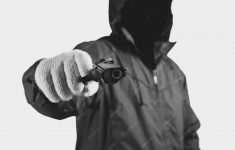 Pencuri Motor Bersenjata Airsoft Gun Berhasil Diamankan Warga di Jakarta Utara