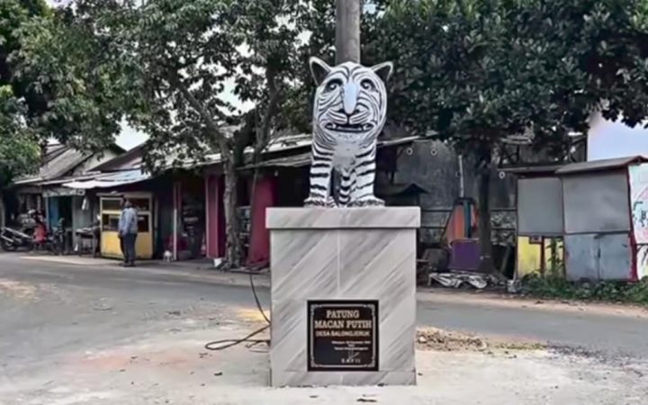 Viral! Patung Macan Putih Kediri Jadi Sorotan, Bentuknya Disebut Mirip Zebra Dibangun dengan Biaya Pribadi Kades Senilai 3,5 Juta