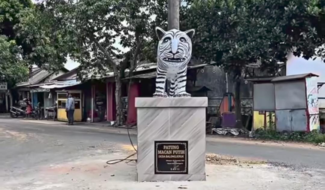 Viral! Patung Macan Putih Kediri Jadi Sorotan, Bentuknya Disebut Mirip Zebra Dibangun dengan Biaya Pribadi Kades Senilai 3,5 Juta