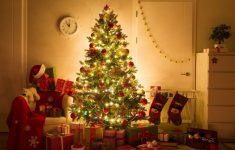 Hiasan Pohon Natal: Makna Setiap Ornamen dan Cerita di Baliknya