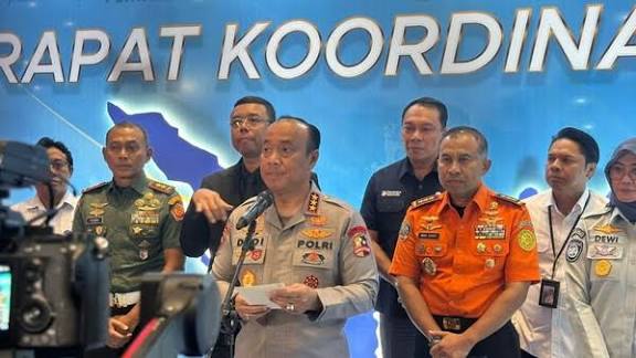 Prediksi Puncak Arus Mudik-Balik Nataru 2025, Polri: Layanan 110 Akan Dioptimalkan