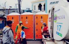15 Unit Toilet Portable Dikerahkan DKI Jakarta ke Wilayah Terdampak Banjir Aceh Tamiang