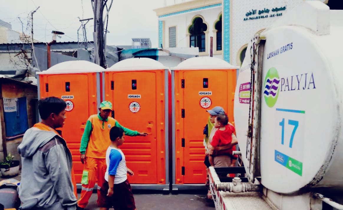 15 Unit Toilet Portable Dikerahkan DKI Jakarta ke Wilayah Terdampak Banjir Aceh Tamiang