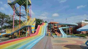 5 Rekomendasi Waterpark di Jakarta Destinasi Wisata Liburan Nataru Bareng Keluarga 2 5 Rekomendasi Waterpark di Jakarta Destinasi Wisata Liburan Nataru Bareng Keluarga