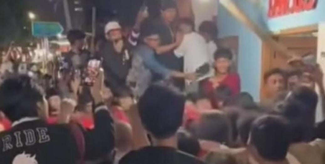 Polisi Lepaskan Tembakan Peringatan, Massa Nyaris Hakimi Pelaku Curanmor di Tanjung Priok