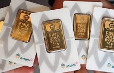 Harga Emas Antam Hari Ini Naik Tipis! Sentuh Rp2,5 Juta per Gram, Cek Daftarnya