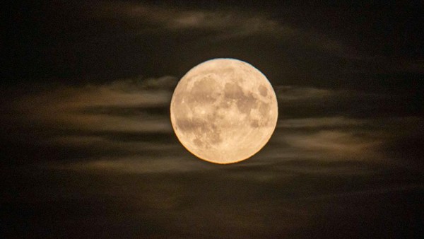 Fenomena Langit 2026: Dari Parade Planet hingga Gerhana Matahari Total