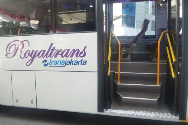 Jadwal Royaltrans Rute S12 Terminal BSD - Fatmawati Resmi Dibuka, Catat Jam Keberangkatannya!