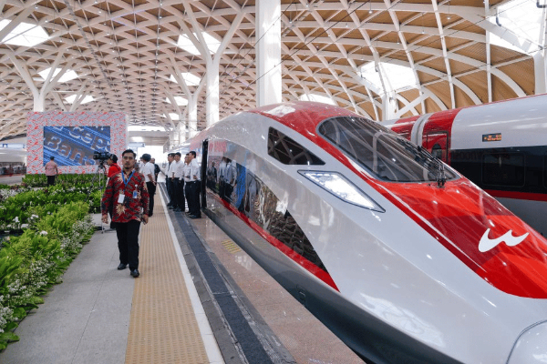 Diskon Tiket Whoosh Spesial Libur Isra Mi’raj Cuma Rp200.000, Begini Cara Pesannya!