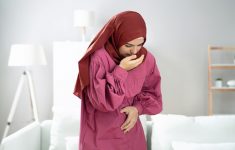 Apakah Muntah Membatalkan Puasa? Wajib Mengganti atau Tidak