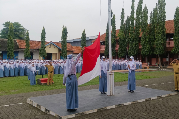 Aturan Wajib Upacara Bendera di Sekolah Terbaru 2026, Berdasarkan Surat Edaran Mendikdasmen