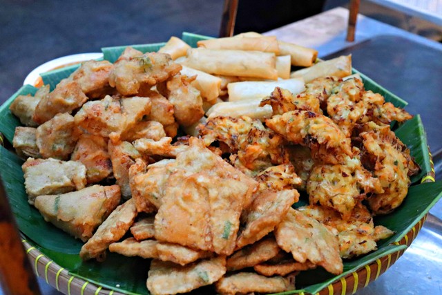 Cara Membuat Gorengan Renyah dan Garing untuk Takjil Ramadhan