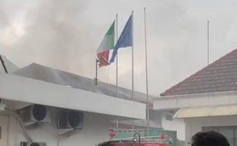 Kebakaran Kedubes Italia di Menteng Jakpus Diduga Api Berasal dari Ruang Server, 84 Pernonel Damkar Dikerahkan
