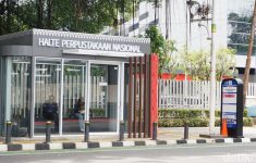 Bikin Betah Nunggu Bus! Wajah Baru Halte Perpusnas Kini Lebih Modern dan Bikin Nyaman