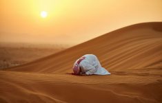 Kisah Sahabat Nabi yang Pingsan Saat Puasa Ramadhan