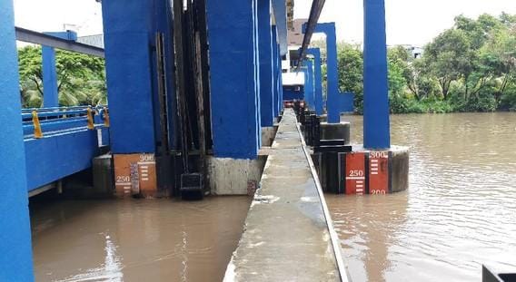 Siaga 2! Pintu Air Pasar Ikan Tembus 210 Cm Wilayah Pesisir Jakarta Diminta Waspada, Ini Daftar Kawasannya