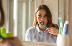 Apakah Gosok Gigi Membatalkan Puasa? Ini Hukum dan Batasan Aman yang Perlu Diketahui!