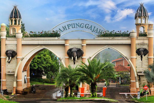 Konten Kreator Asal Bandung Temukan Jenazah di Wisata Terbengkalai Kampung Gajah Lembang