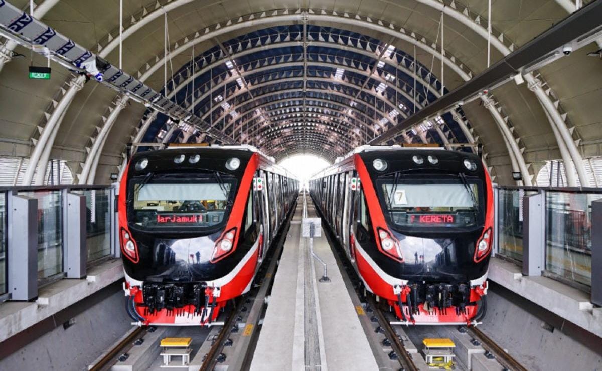 Transportasi Gratis Diserbu! 53 Ribu Warga Sudah Nikmati layanan LRT Jakarta Melalui KLG