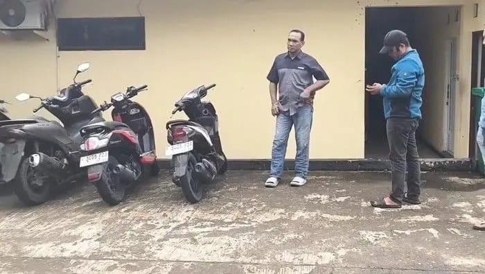 Gudang Motor Curian Berkedok Lapak Besi Tua Digerebek Polisi di Cileungsi Bogor, 5 Motor Disembunyikan