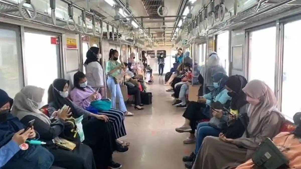 Aturan Buka Puasa di Transportasi Umum Jakarta 2026, Lengkap Jangan Sampai Salah Ini Rinciannya!