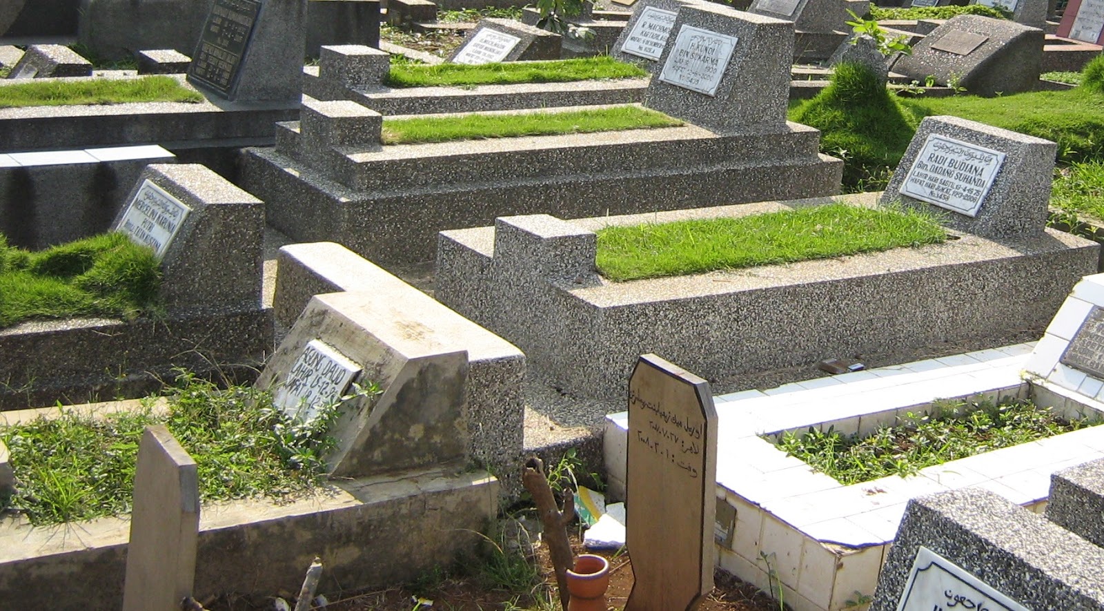 Pemprov DKI Jakarta Pastikan Layanan Pemakaman Gratis