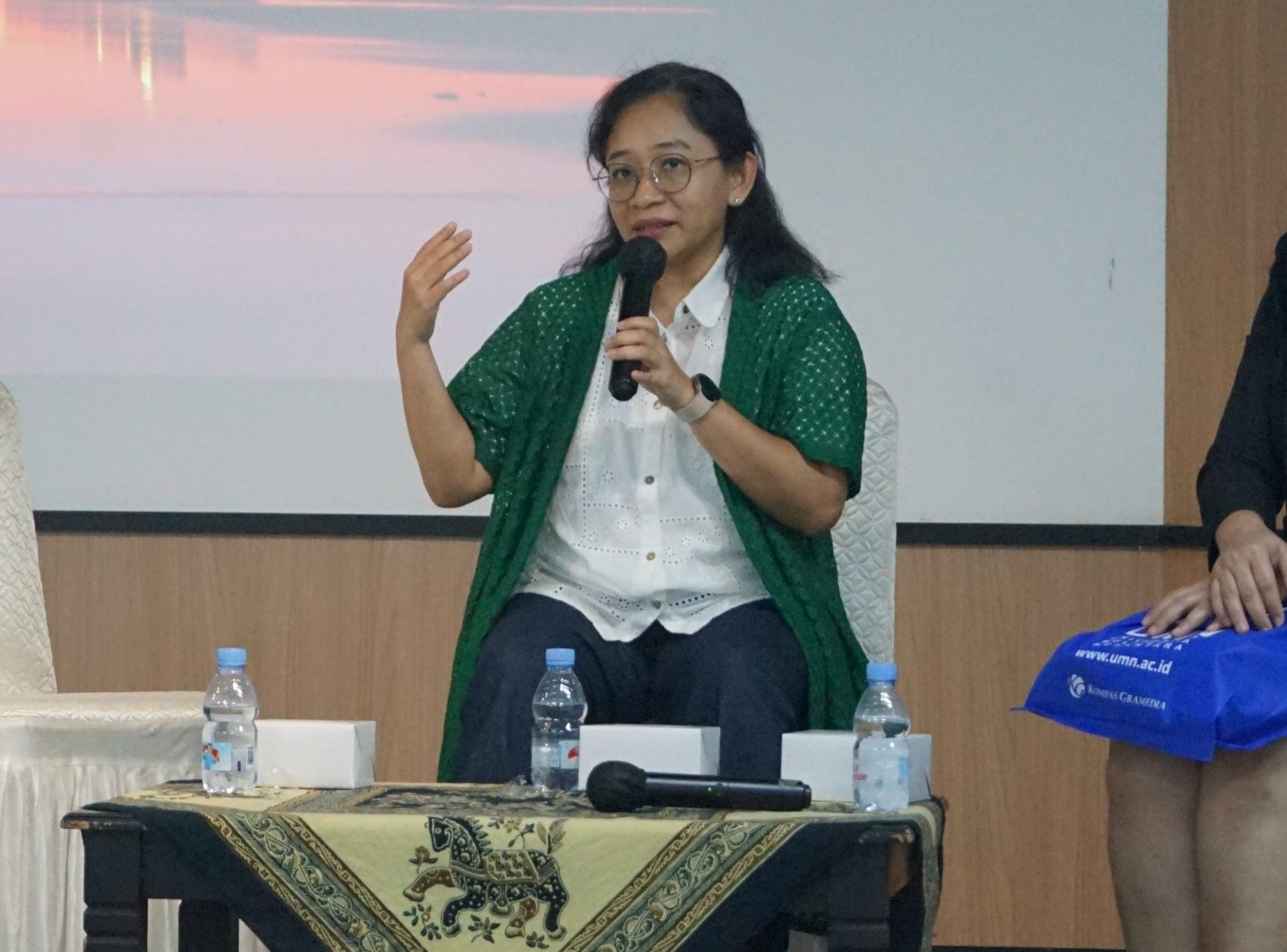 Asti Putri, Lead Research, Co-founder ID COMM