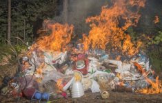 Besaran Sanksi Denda Bakar Sampah di Jakarta, Segini Nominal dan Risiko Bahayanya!