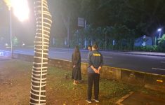 Wanita Gantung Diri di Depan Istana Ternyata Korban Pelecehan dan KDRT, Dinikahi Pelaku