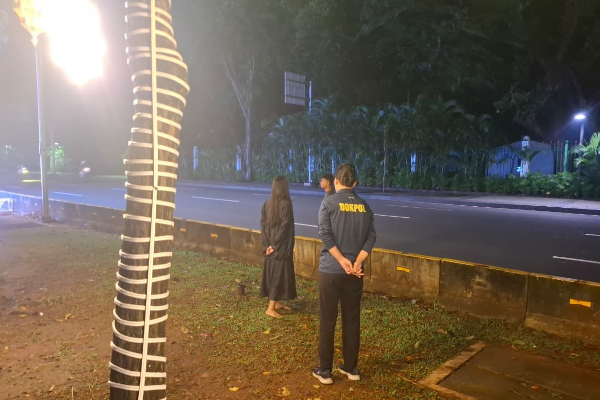 Wanita Gantung Diri di Depan Istana Ternyata Korban Pelecehan dan KDRT, Dinikahi Pelaku