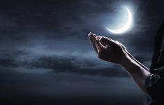 10 Amalan yang Wajib Dilakukan Saat Malam Lailatul Qadar, Lengkap Beserta Doa dan Artinya