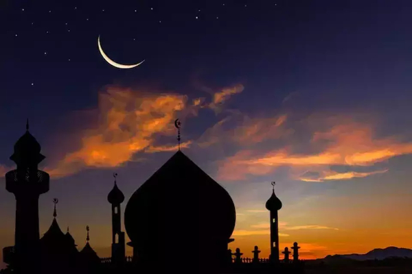 Doa, Niat, dan Tata Cara Sholat Malam Lailatul Qadar, Lengkap Beserta Keutamaannya!