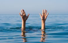 Remaja 14 Tahun Terseret Ombak di Pantai Carita Banten, Tim SAR Lakukan Pencarian