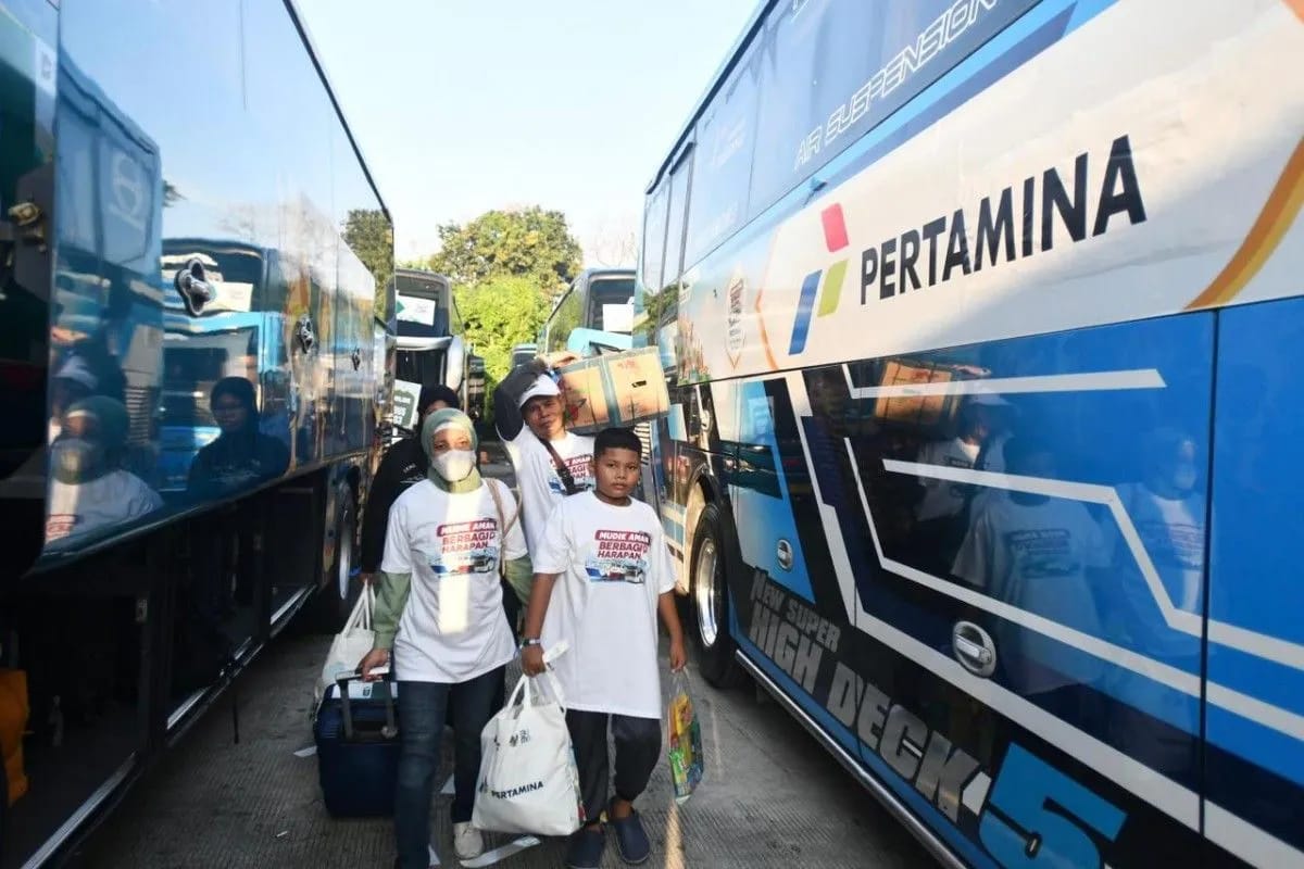 Pertamina Fasilitasi Arus Balik Gratis, 900 Pemudik Kembali ke Jakarta dari 4 Kota