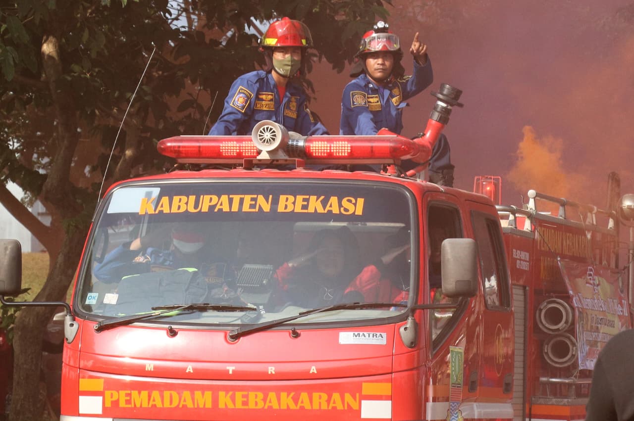 Parah! Damkar Bekasi di Prank Saat Lebaran, Dikerjai Laporan Ular Fiktif