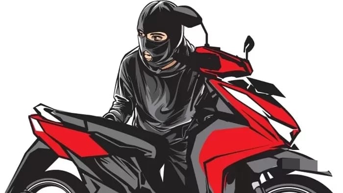 Pria di Jaktim Curi Dompet Tetangga di Dasbor Motor Kepergok CCTV, Sempat Kabur