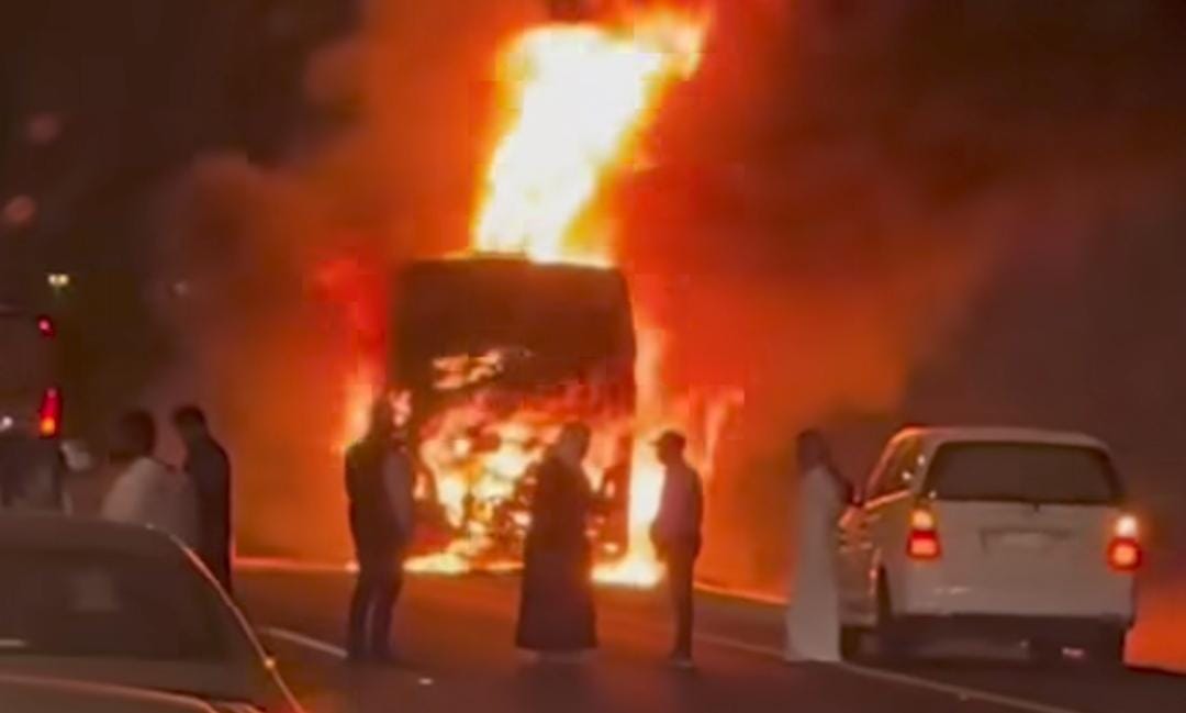 Bus Jemaah Umrah WNI Terbakar di Dekat Madinah, Berawal dari Ban Pecah