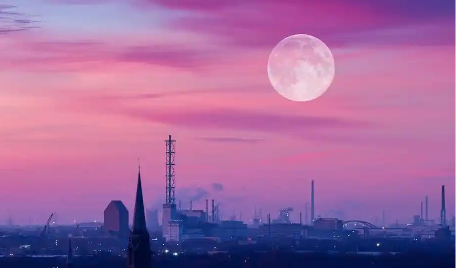 Fenomena Pink Moon April 2026 Siap Hiasi Langit Indonesia