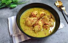 Resep Opor Ayam Kuning Spesial untuk Lebaran