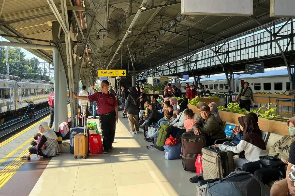 Tanggal Favorit Mudik Hampir Penuh, Segini Sisa Kursi Kereta Lebaran 2026