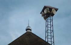 Warga Depok Tergangu di Bangunkan Sahur Jam 2 Pagi Pakai Pengeras Suara Teriak dan Nyanyi