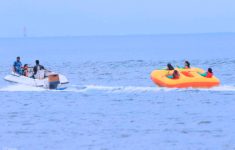 5 Wisatawan Terlempar dari Donat Boat di Pantai Harapan Ammani Sulsel, Netizen: Sopir Kopaja Maksa Jadi Sopir Boat