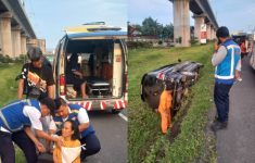 Detik-Detik Mobil APV Terperosok di Tol Japek, Lalu Lintas Lumpuh hingga Bekasi Timur