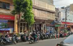 Larangan Beri Tip Tukang Parkir Liar di Blok M, Cegah Praktik Pungli!