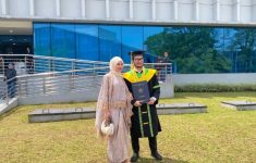 Alasan Kepala Daerah Tak Wajib S1, Viral Usai Ritchie Ismail Rayakan Kelulusan Sarjana