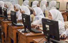 Viral! Pengawas SMP di Depok Sebar Soal TKA di Media Sosial, Akui Hanya Dokumentasi Pribadi