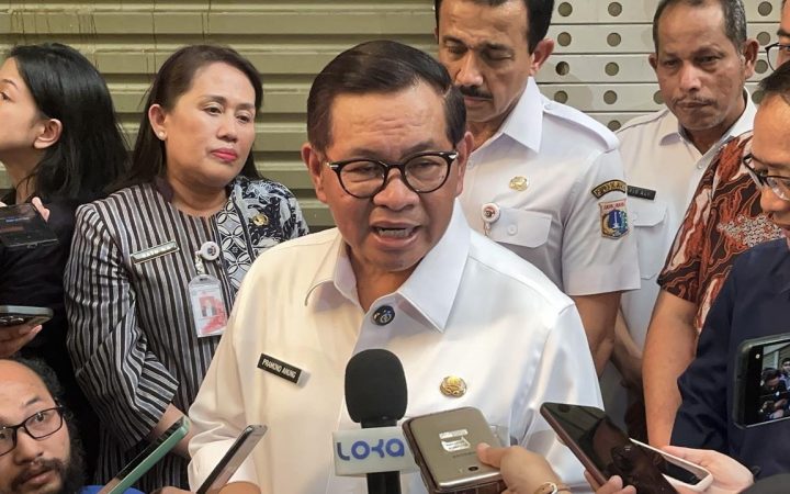 Pramono Tegaskan Air Tanah Tak Langsung Dilarang, Transisi ke Perpipaan Bertahap