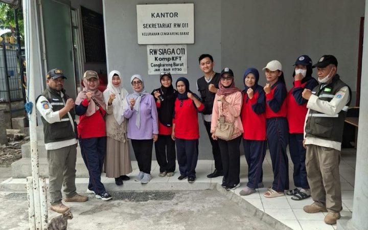 Kelurahan Cengkareng Barat Perkuat PSN di RW 011 untuk Tekan Penyebaran DBD